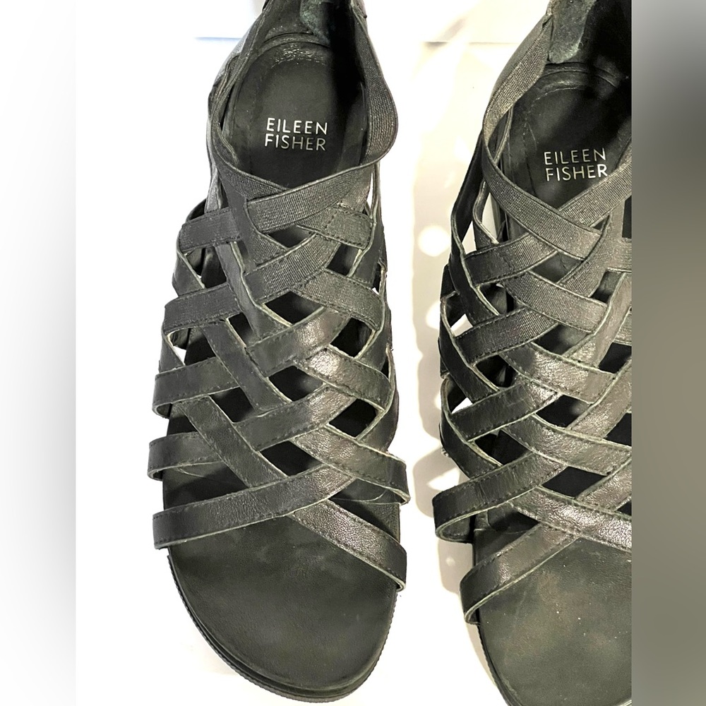 Eileen Fisher “Airy” Platform Black Strappy Sport Roman Gladiator Sandal Sz 9.5 - Picture 9 of 13